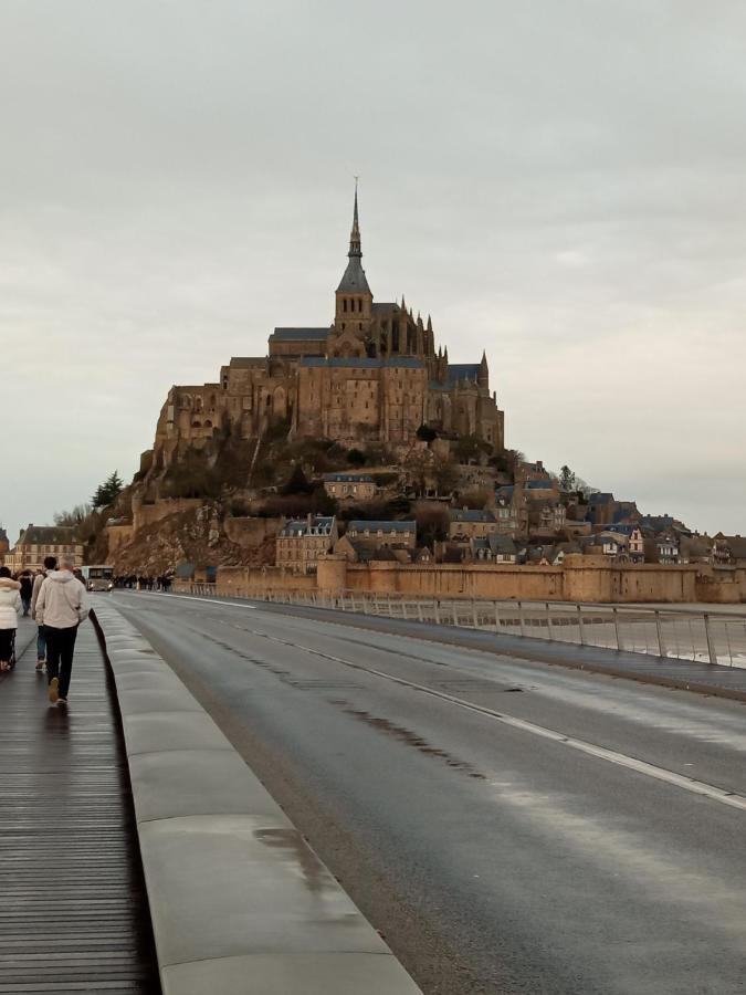 Gite Le Coquillage, 50M De La Mer Saint-Germain-sur-Ay Exterior foto